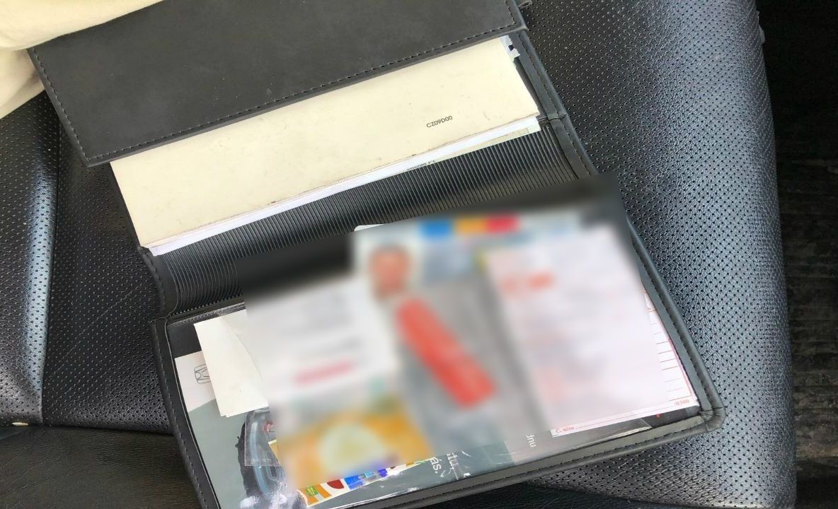 Document fals, descoperit asupra unei femei, la frontieră