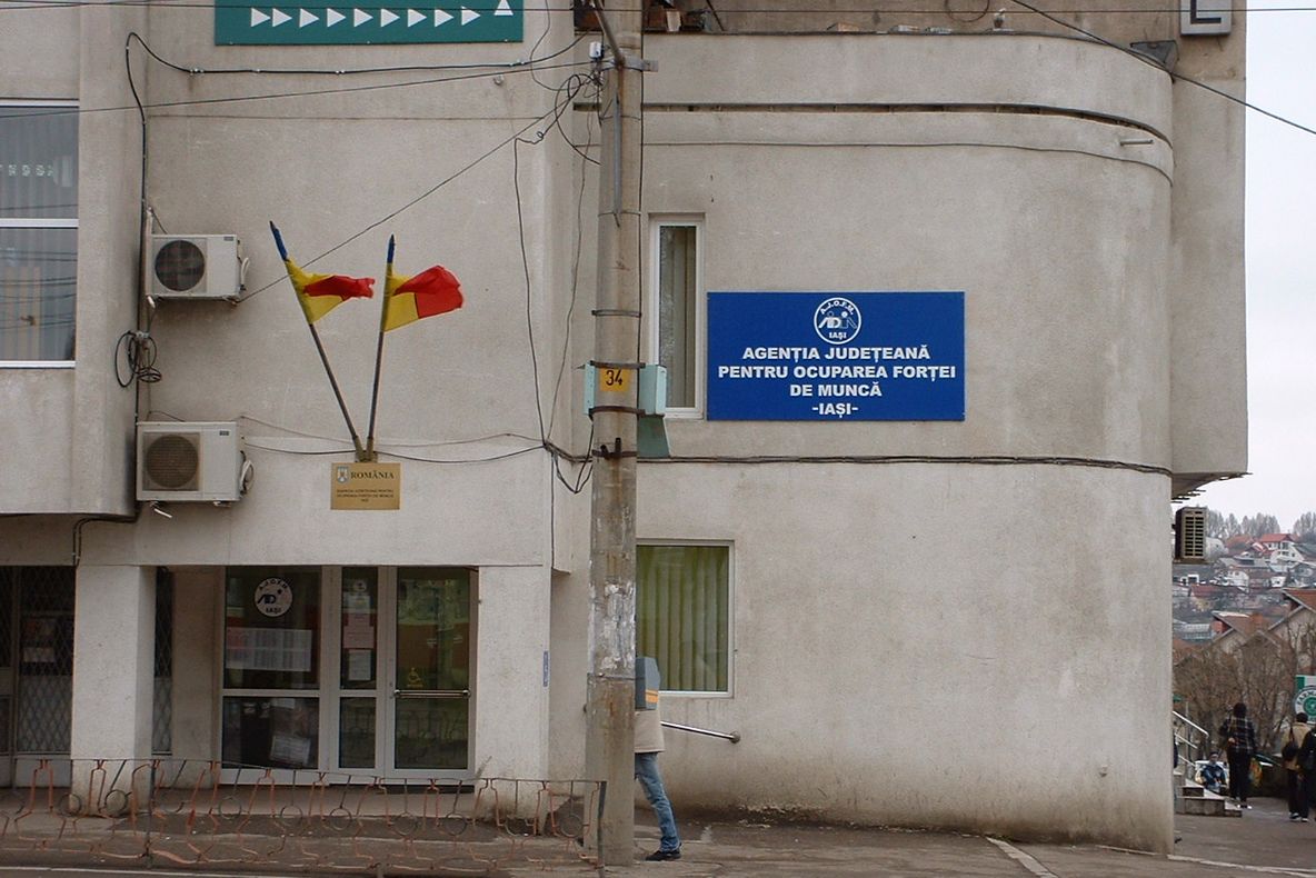 Locuri de muncă sunt disponibile pentru ieşeni