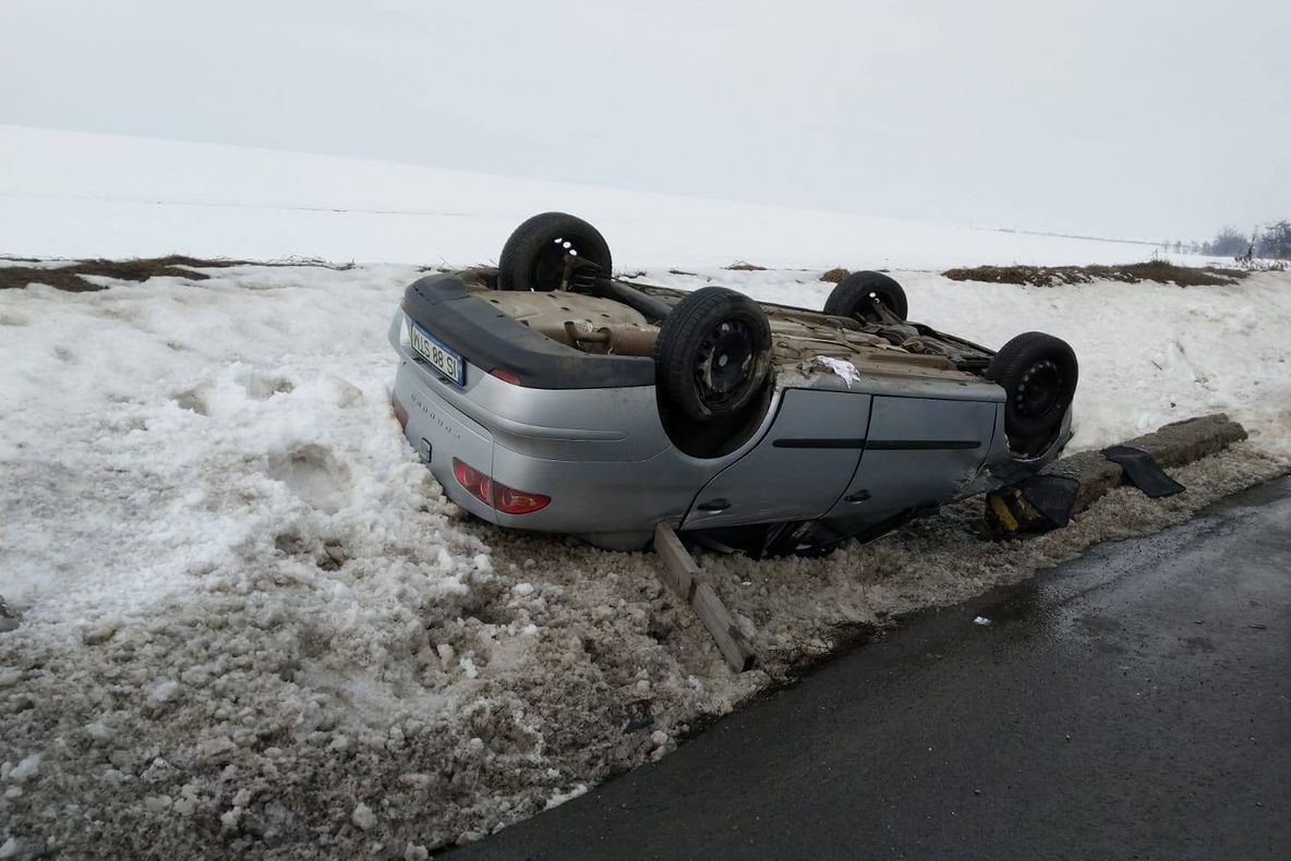 FOTO: Un nou ACCIDENT rutier, pe drumurile din Iaşi!