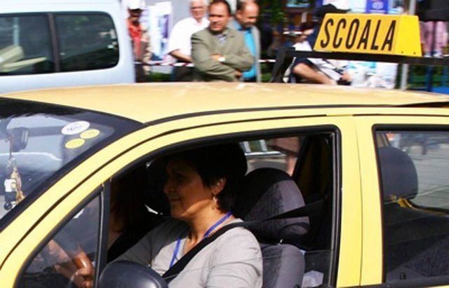 Fără trafic greu și mașini de școală din centrul orașului