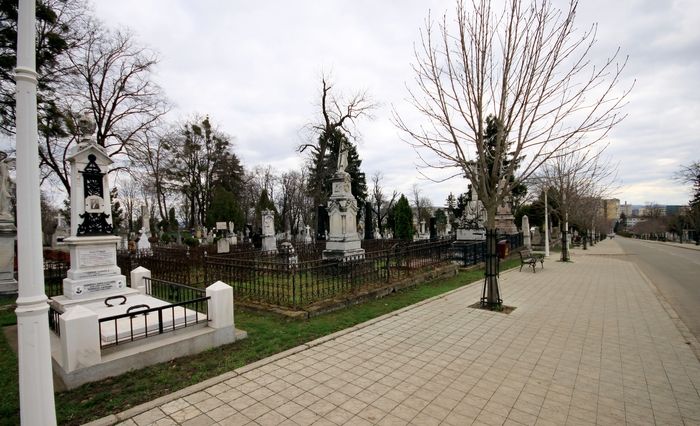 Cimitirile din Iași vor fi modernizate