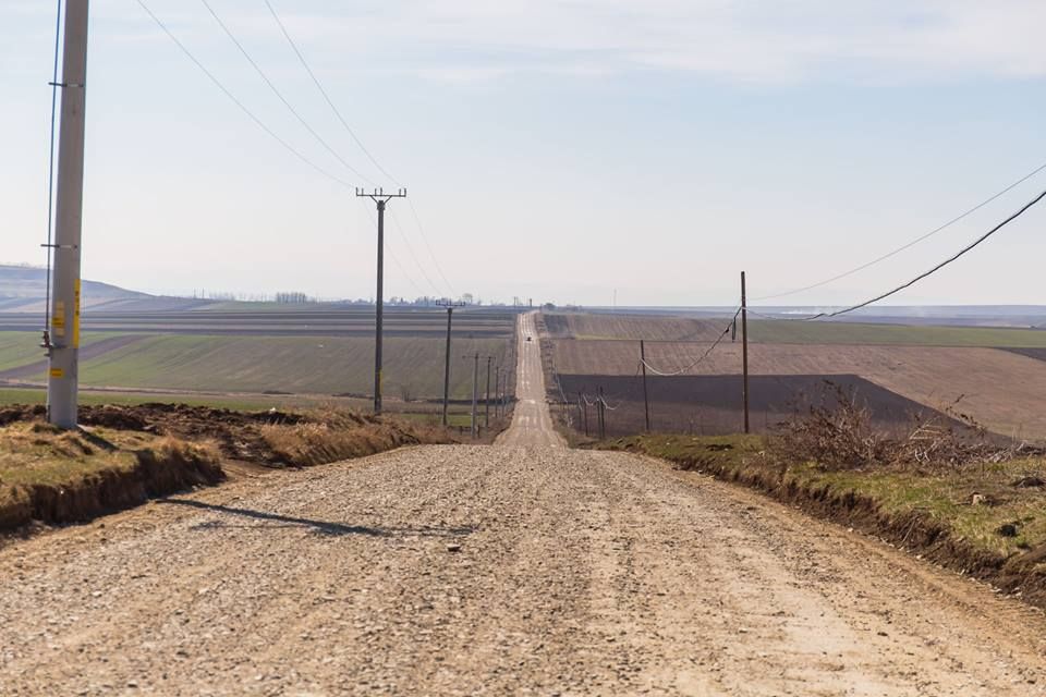 Mai multe drumuri județene vor fi reabilitate