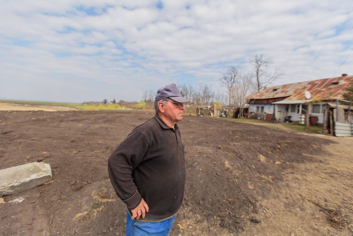Ieșean, salvat din calea Siretului - GALERIE FOTO