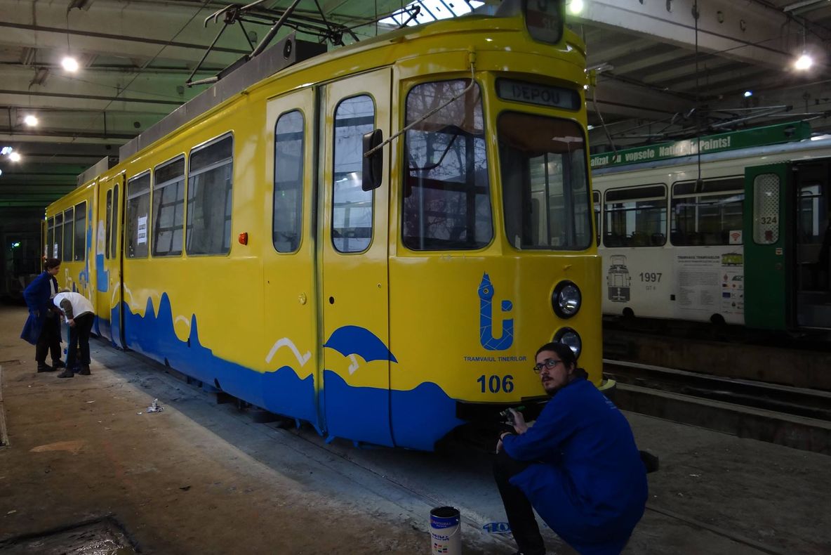 „Tramvaiul Tinerilor“, pe străzile Iașului (GALERIE FOTO)
