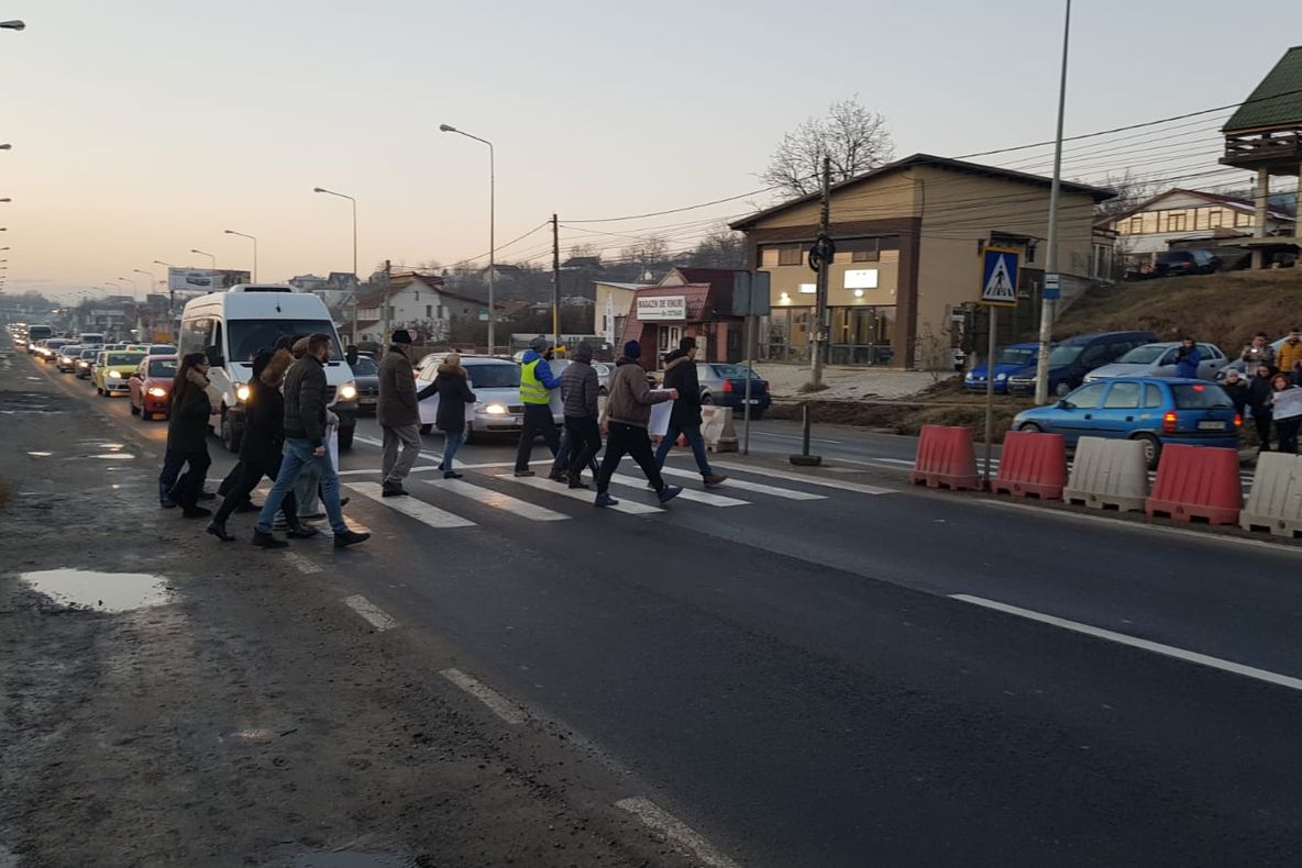 Veste bună pentru locuitorii din Valea Lupului: Pasarelă pe şoseaua Păcurari