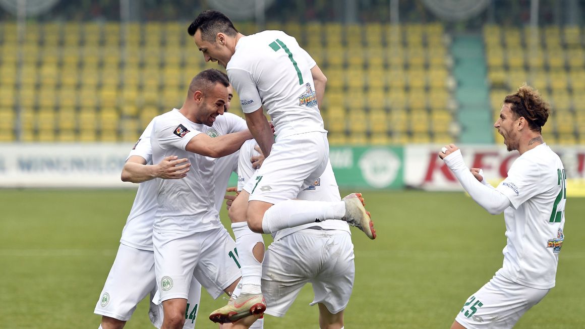 O nouă umilință marca Stoican. Elevii săi, călcați în picioare de cea mai slabă echipă din Liga I