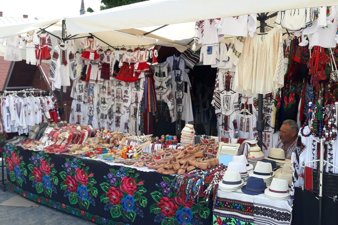 Cea de-a III-a ediție de la Iași a Festivalul Iei - RomânIA Autentică, pe pietonalul Ștefan cel Mare