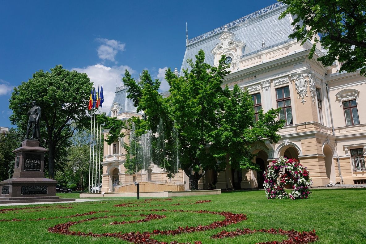 Probleme cu viitorul sediul al Primăriei Iaşi