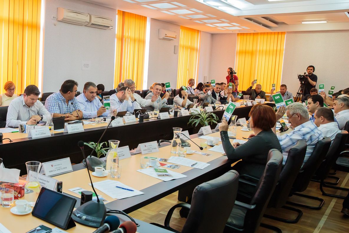 Peste 290 de milioane de lei pentru reabilitarea mai multor drumuri din județul Iași