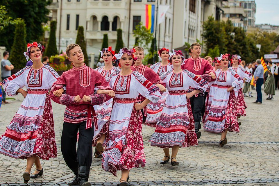GALERIE FOTO: A început Festivalul "Cătălina"