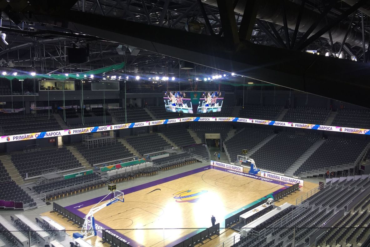 Sala Polivalentă a lui Chirica, scoasă la licitație