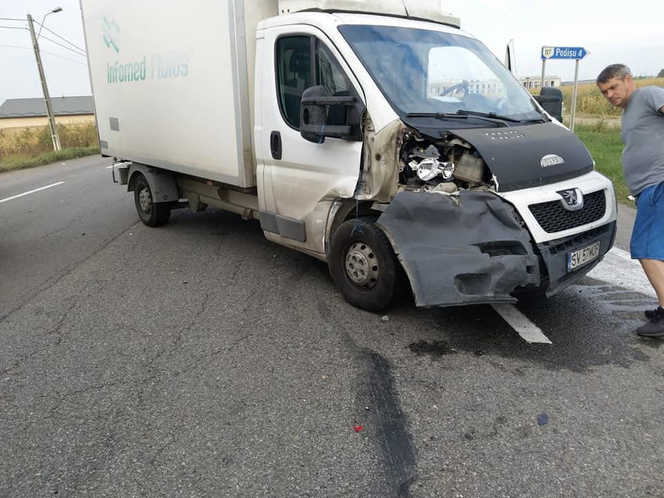 GALERIE FOTO: Accident rutier, pe o şosea din judeţ!
