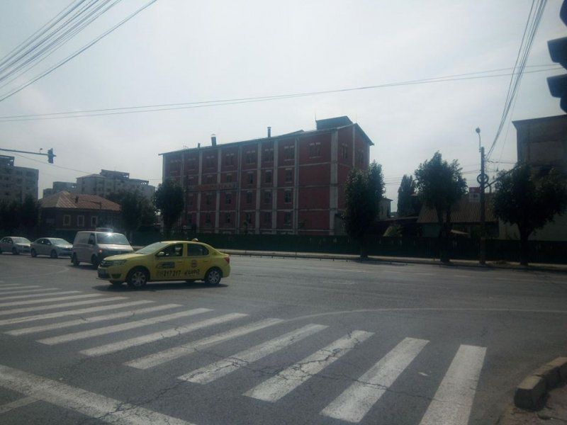 Propuneri pentru fluidizarea traficului: Patru sensuri giratorii noi, benzi pentru virajul la stânga, „verde intermitent“