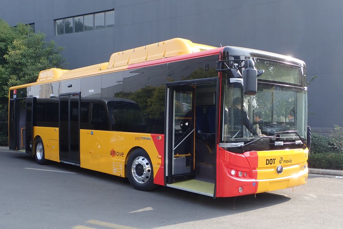 Producătorul de autobuze Yutong, interesat să deschidă o linie de producție în județul Iași