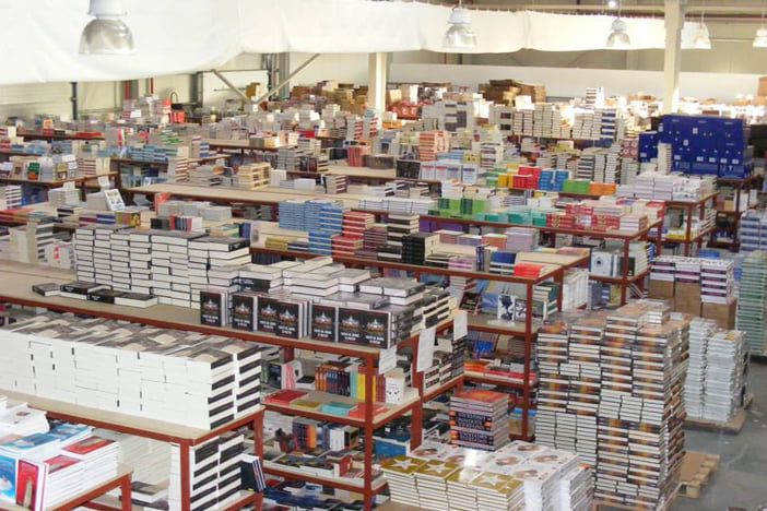 Punct termic transformat în depozit de carte