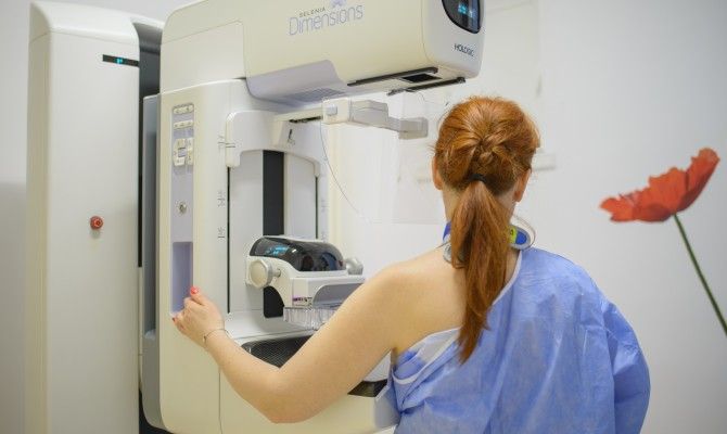 Campanie de prevenire a cancerului mamar, de colon, prostată și col uterin