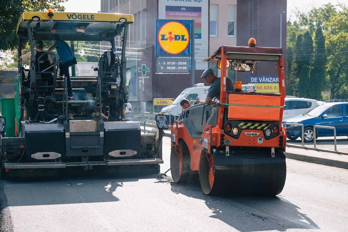 Peste 25 de milioane de lei cheltuite pentru modernizarea a 16 străzi din Iași
