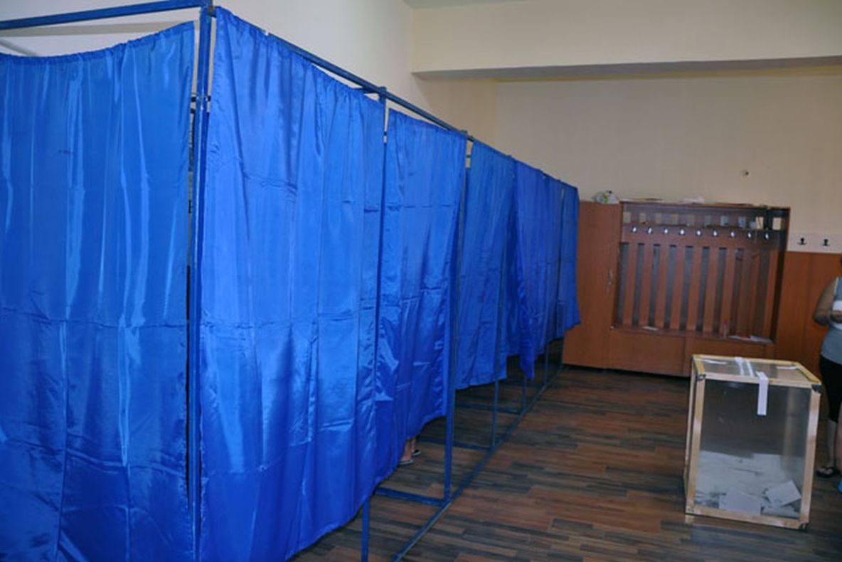 Atenție, ieșeni! S-au schimbat locațiile mai multor secții de votare