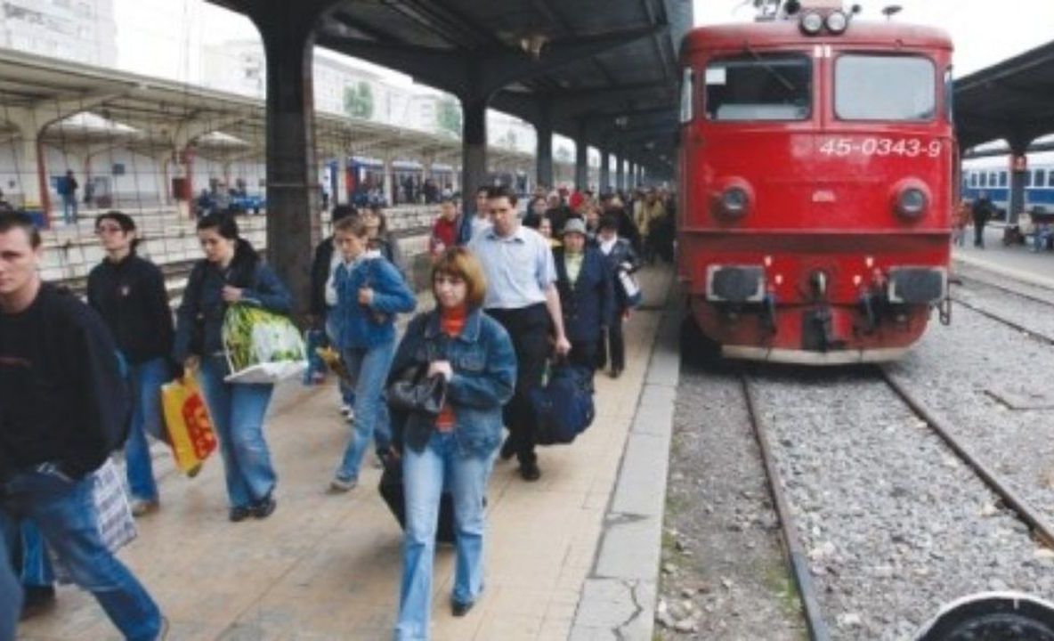 Pelerinaj la Sfânta Parascheva. CFR anunță că a suplimentat trenurile până la Iași