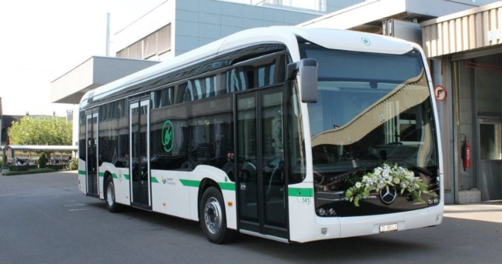 Autobuz complet electric, prezentat ieșenilor