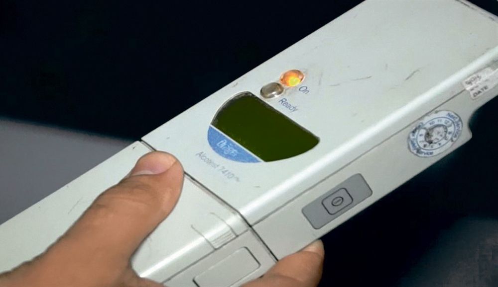 Tânăr de 19 ani, prins băut la volan pe străzile din Iaşi