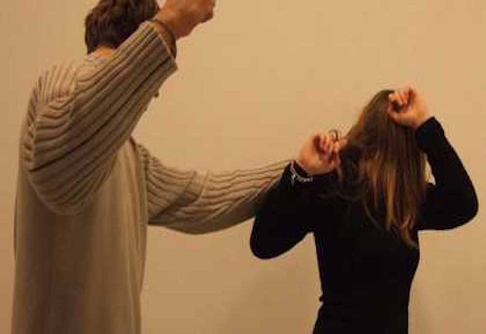 Caz șocant în Iași! Și-a bătut nevasta însărcinată până a murit fătul