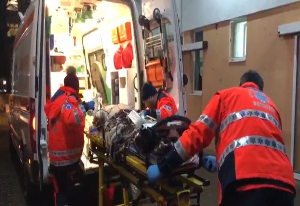 A avut un noroc fantastic: A făcut infarct și a căzut din picioare. Totul s-a întâmplat în curtea spitalului