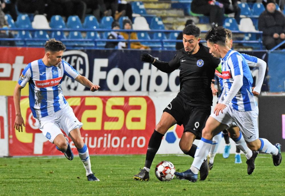 Multe schimbări de cadre, același scenariu: Politehnica Iași conduce și pierde!