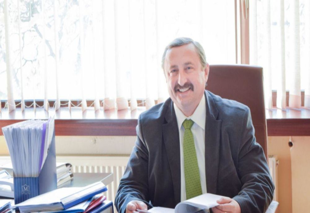 Final cu rezultat așteptat, cu o singur candidat! Dan Cașcaval, reales rector al Universității Tehnice