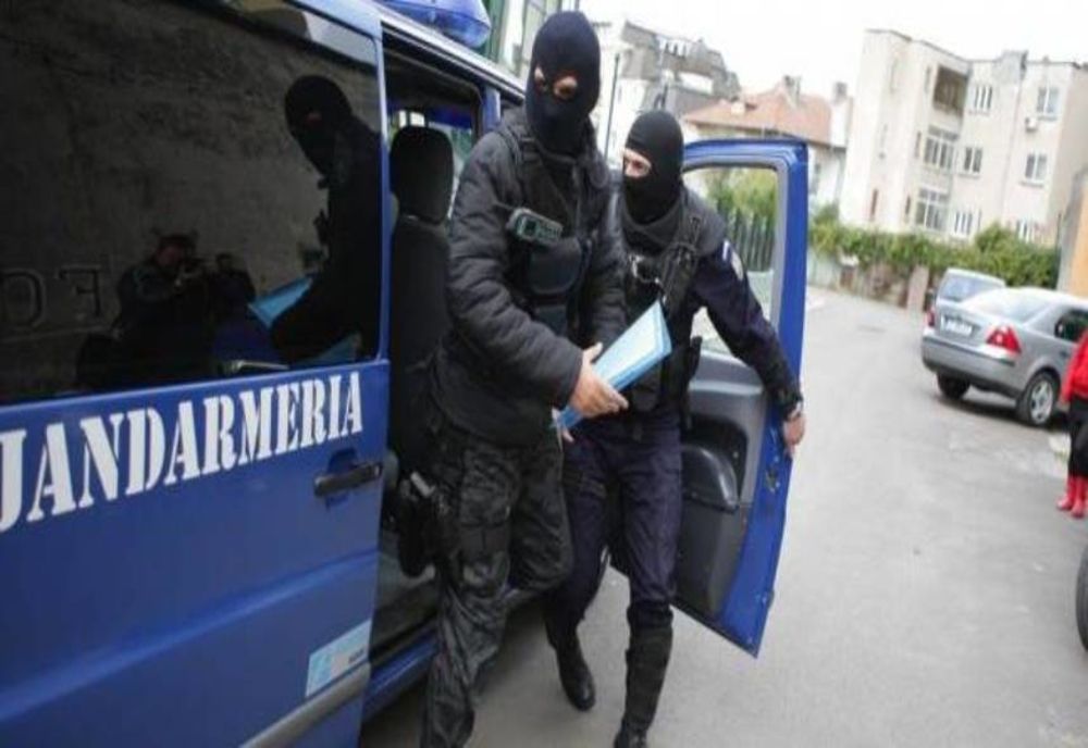 Nu e glumă! Sancțiuni contravenționale aplicate ieșenilor cărora li s-a aplicat măsura izolării și nu au fost găsiți la domiciliu. Stați în casă!