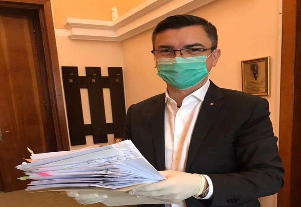 Ce le transmite primarul Mihai Chirica ieşenilor