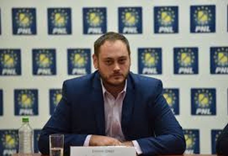Venirea lui Mihai Chirica la PNL a adus mai multe demisii din partid. Și Etienne Ignat și-a anunțat plecarea de la liberali