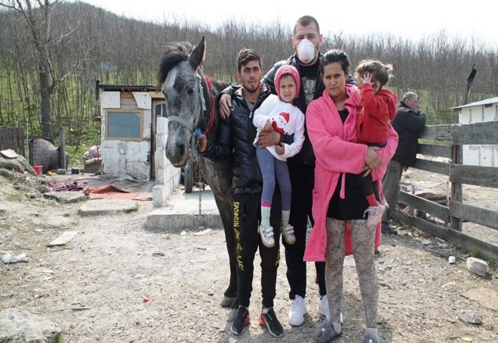 Cont bancar deschis pe numele lui Sergiu, „tatăl călăreț“