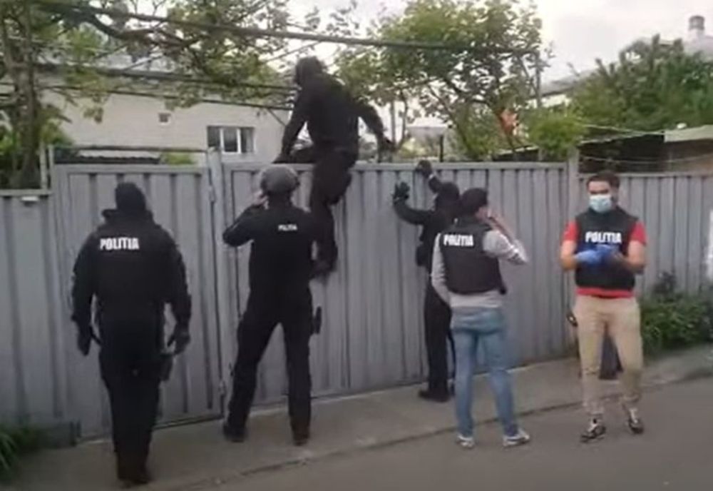 Arabii care au fabricat spirtul cu alcool metilic ce a omorât 10 ieșeni, aduși la audieri