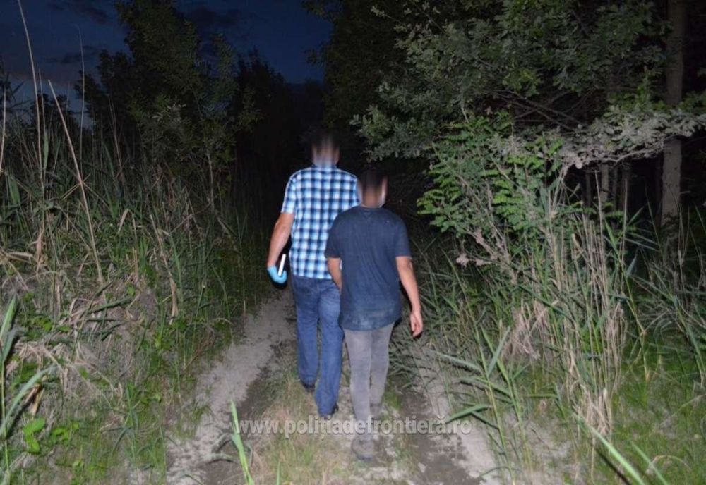 Cetăţeni din Bangladesh opriţi la frontieră din drumul spre Italia