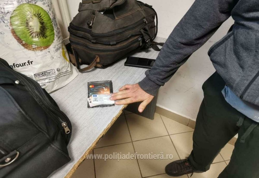 Certificat de pregătire profesională fals cumpărat cu 150 de euro 