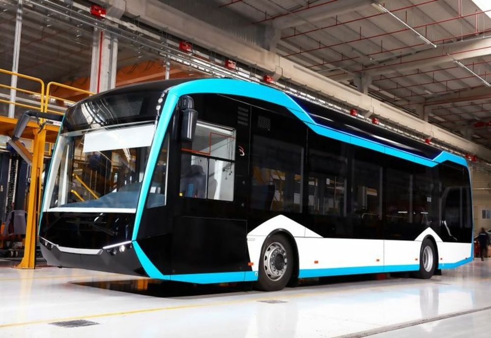 Cinci firme s-au înscris la licitația organizată de Primăria Iași pentru furnizarea autobuzelor electrice