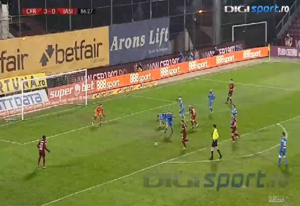 Poli Iași, umilită de CFR Cluj