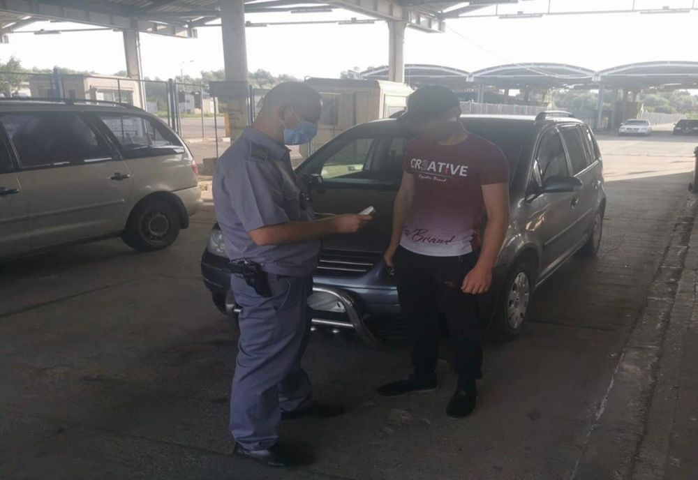 1.650 de euro, preţul unui permis de conducere fals 