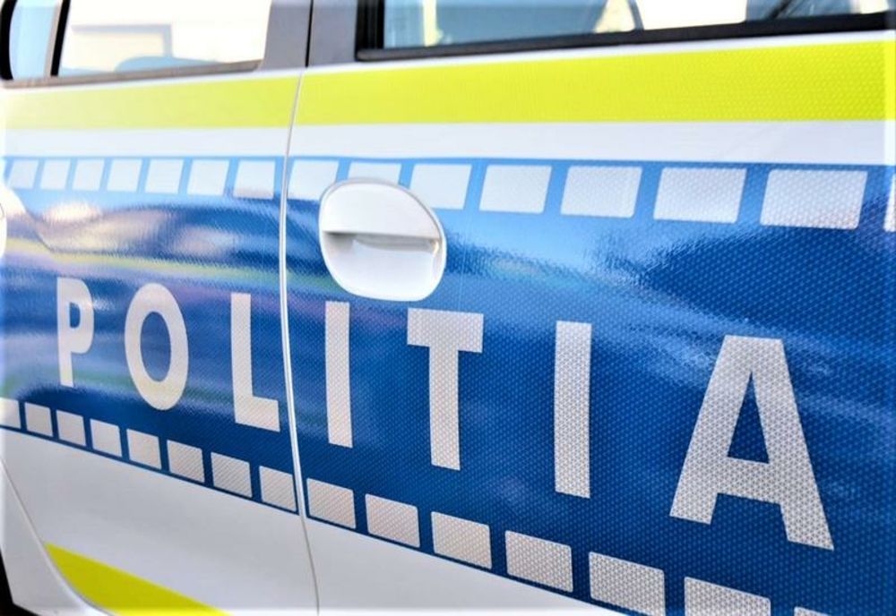 Arest la domiciliu pentru un bărbat de 28 de ani. Ce a refuzat acesta în fața polițiștilor