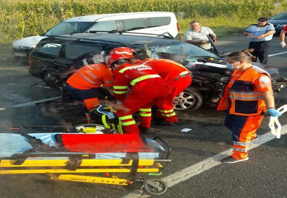 Trei ieșeni, dintre care doi copii au ajuns la spital în urma unui accident produs pe E85