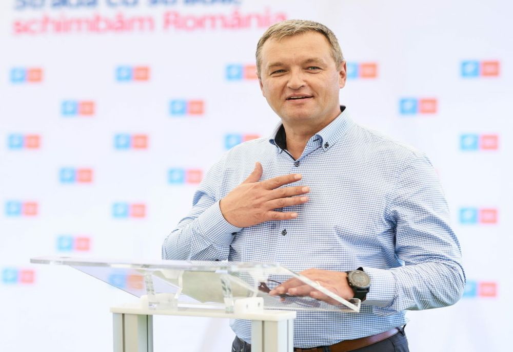 Incredibil! Ministrul Digitalizării a ațipit de mai multe ori în timpul unei conferințe