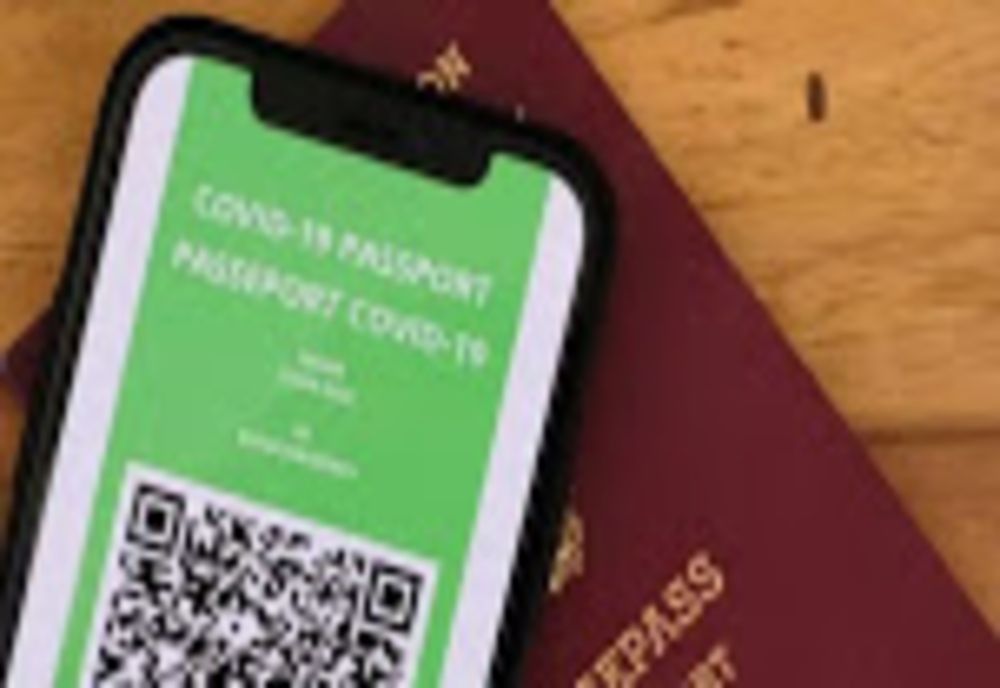 Certificatul Covid - OBLIGATORIU în mijloacele de transport, şcoli şi universităţi, în Italia