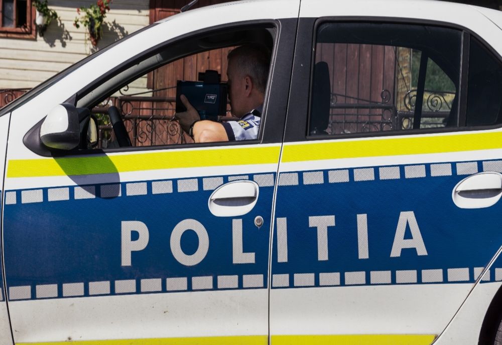 Inconștiență. Un bărbat de 32 de ani, rula pe șosea cu 92 km/h, fără a deține permis de conducere