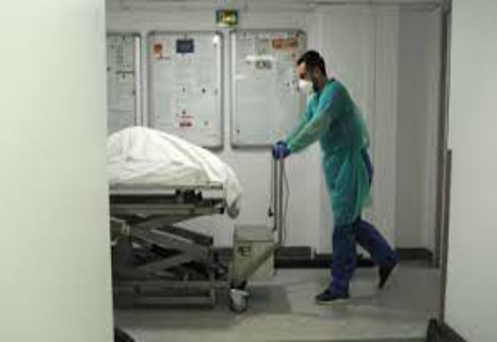 Caz ȘOCANT la Iași: Bărbat vindecat de COVID, mort după doar 2 zile. Care a fost CAUZA