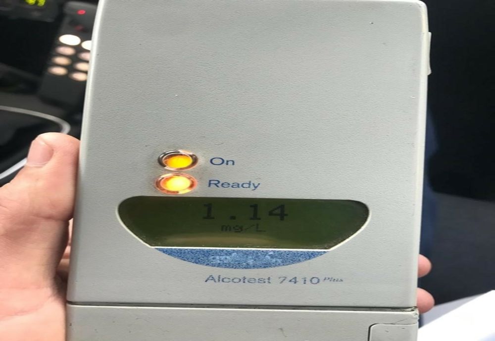 Ce alcoolemie avea un tânăr de 24 de ani când a fost oprit de polițiști