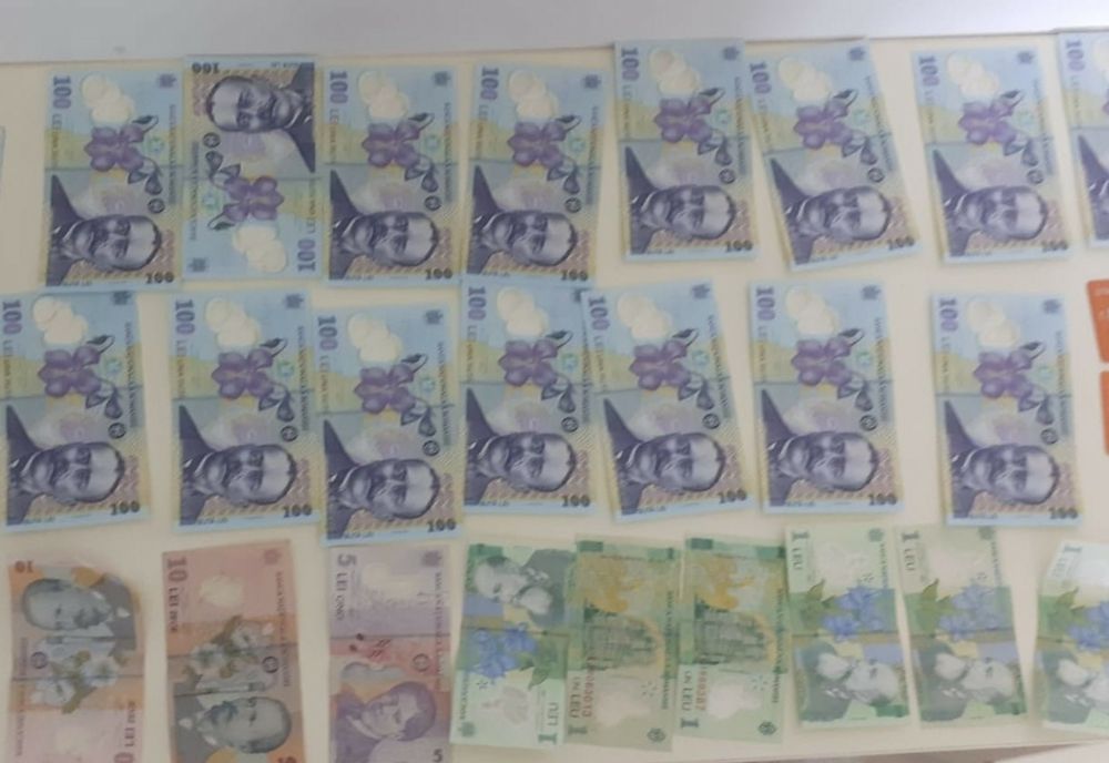 A pierdut portofelul în care avea bani împrumutați pentru a cumpăra rechizite! Care a fost deznodamântul