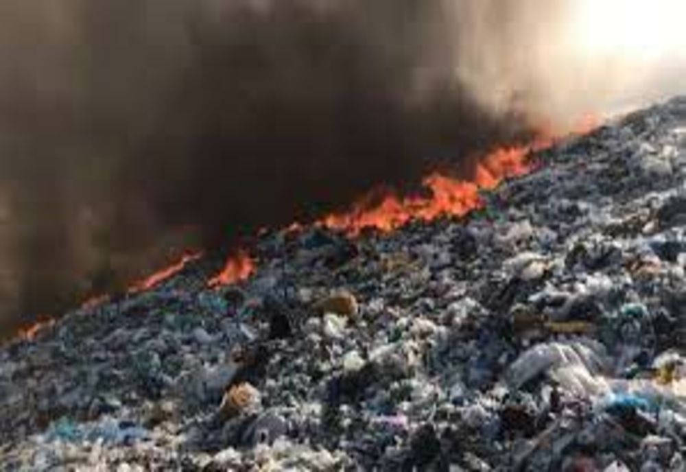 Incendiu la groapa de gunoi din Țuțora