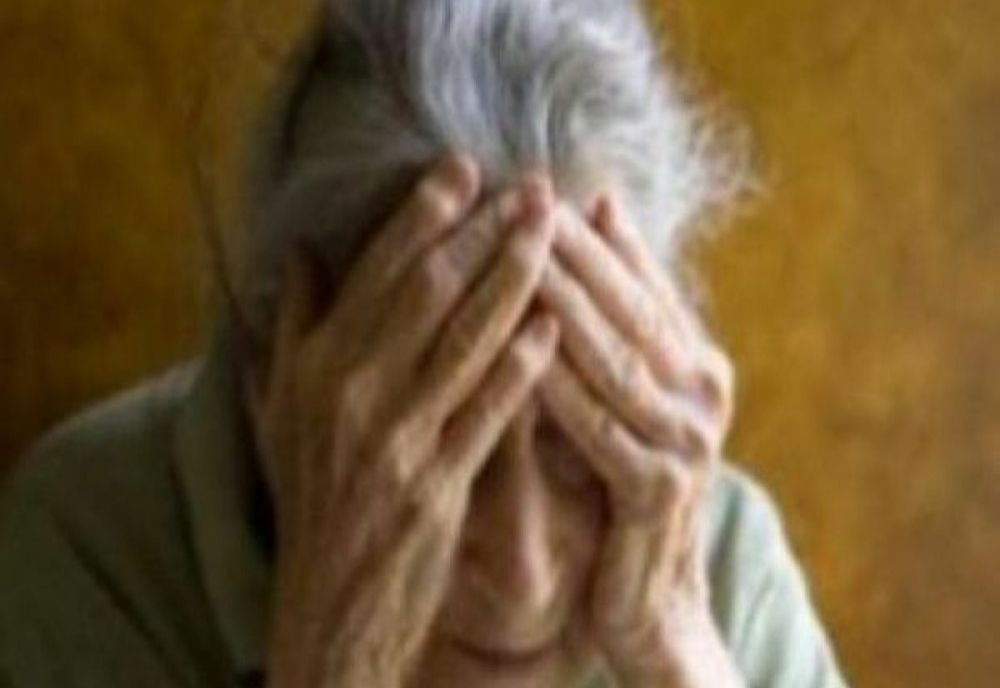 Deși avea ordin de protecție, s-a întors la mamă s-o amenințe