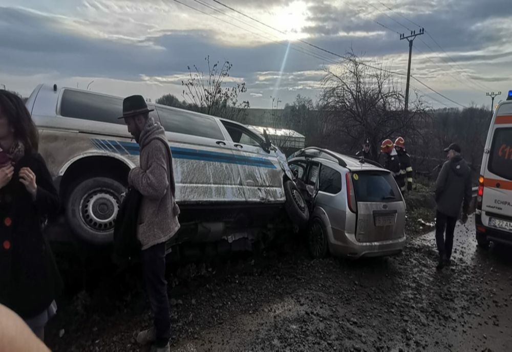 Accident rutier în Iași. 5 persoane rănite